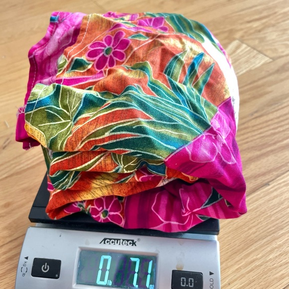 Vintage Pink Tropical flower Button Down - Picture 13 of 13